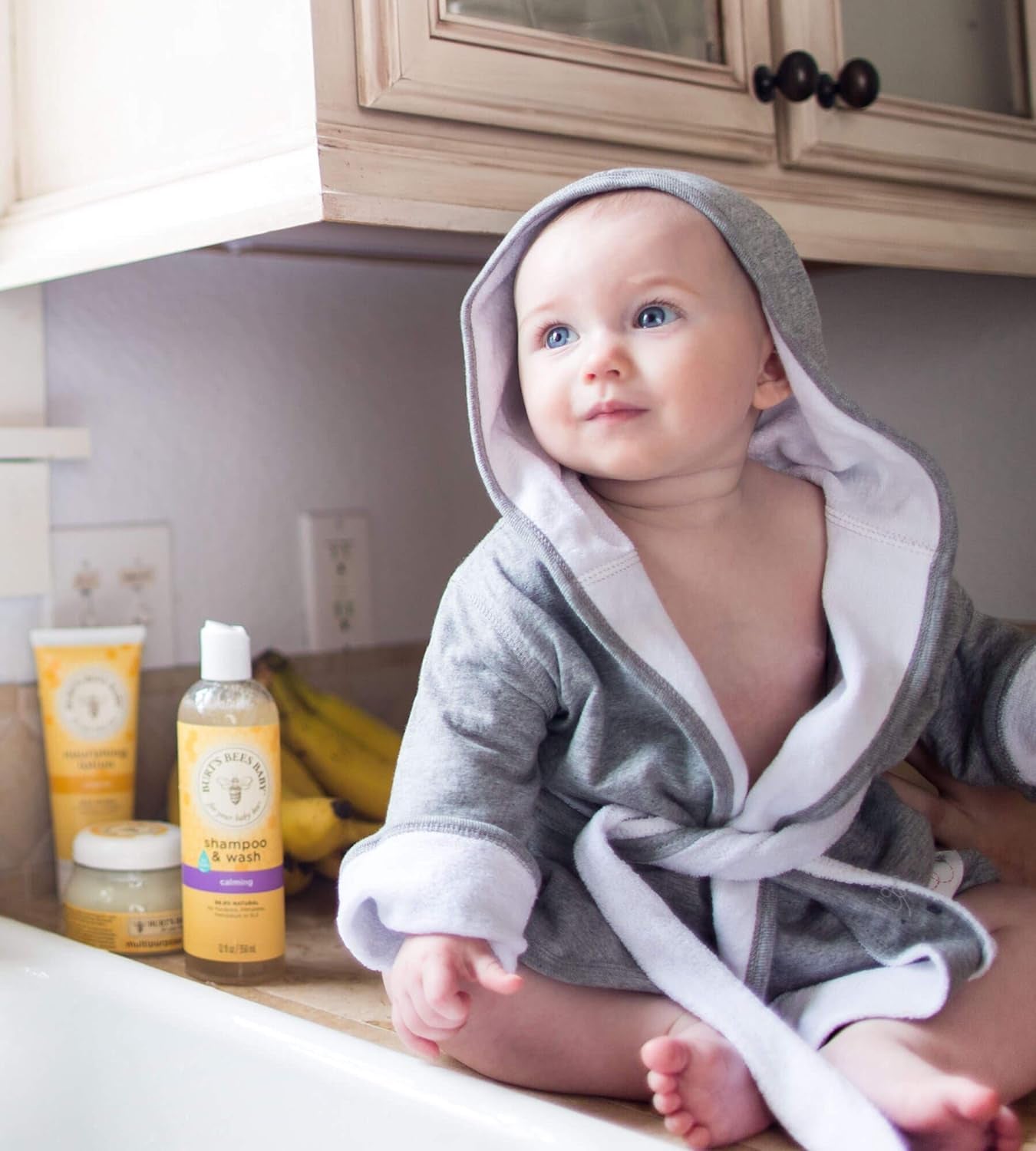 Burt'S Bees Baby - Bathrobe, Infant Hooded Robe, Absorbent Knit Terry, 100% Organic Cotton, 0-9 Months (Heather Grey)